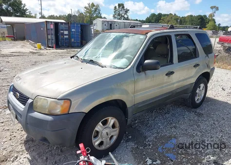 2003 Ford Escape Xlt из США, поврежденный, VIN 1FMYU03183KC54622